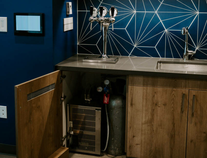 The bluedrop box system set up in a tap in a commercial setting.